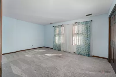 935 Sunrise Road, Green Oaks, IL 60048 - Photo 17