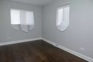 343 W 102nd Pl, Chicago, IL 60628 - Photo 7