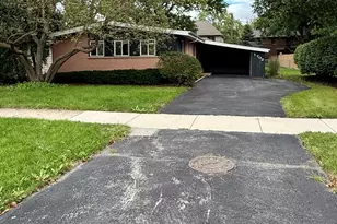 1702 W Oakton St, Arlington Heights, IL 60004 - Photo 1