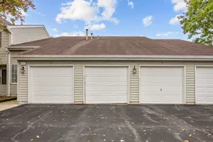 40 Victoria Ln, Streamwood, IL 60107 - Photo 21