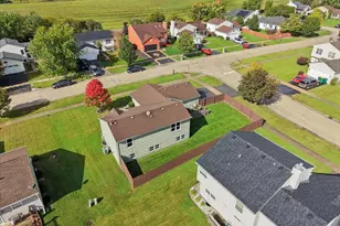 1007 Cardinal Dr, Zion, IL 60099 - Photo 21