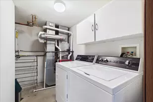 1007 Cardinal Dr, Zion, IL 60099 - Photo 13
