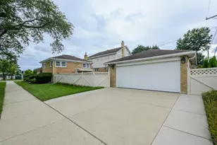 8662 N Ozark Ave, Niles, IL 60714 - Photo 27