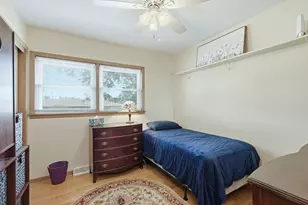 8662 N Ozark Ave, Niles, IL 60714 - Photo 15