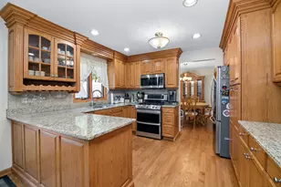 1163 Walter St, Lemont, IL 60439 - Photo 7