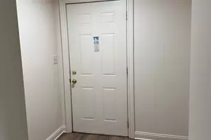 [Address not provided], Chicago, IL 60637 - Photo 15
