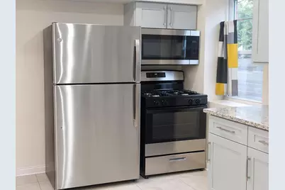 [Address not provided], Chicago, IL 60637 - Photo 13