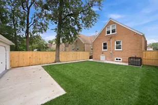 433 W 100th St, Chicago, IL 60628 - Photo 35