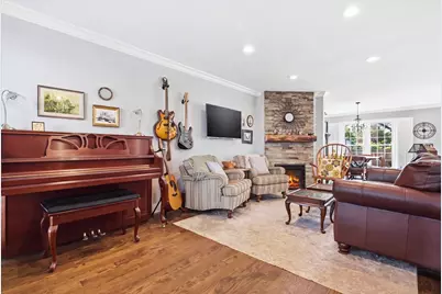 895 Garfield Avenue, Libertyville, IL 60048 - Photo 3