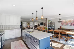 895 Garfield Ave, Libertyville, IL 60048 - Photo 9