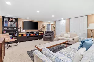 895 Garfield Ave, Libertyville, IL 60048 - Photo 19