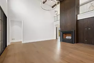 333 W Benton Ave, Naperville, IL 60540 - Photo 9