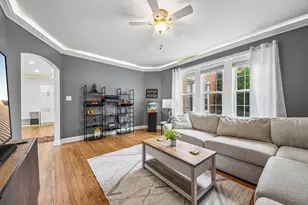 4321 N Drake Ave, Chicago, IL 60618 - Photo 7