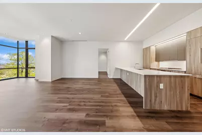 61 E Banks Street #501, Chicago, IL 60610 - Photo 5