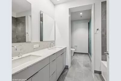 61 E Banks Street #501, Chicago, IL 60610 - Photo 9