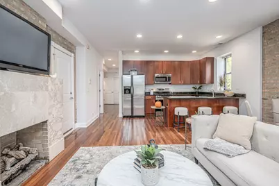 1969 W Cullom Avenue #2, Chicago, IL 60613 - Photo 3