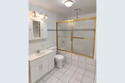 1942 W Melrose Street #1, Chicago, IL 60657 - Photo 13