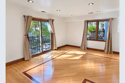 1942 W Melrose Street #1, Chicago, IL 60657 - Photo 3