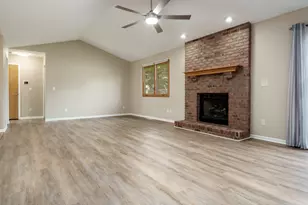 2129 Ivanelle Rd, Rockford, IL 61108 - Photo 13