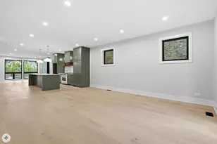 3116 N Western Ave, Chicago, IL 60618 - Photo 11