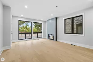 3116 N Western Ave, Chicago, IL 60618 - Photo 13