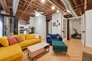 226 N Clinton St, Chicago, IL 60661 - Photo 5