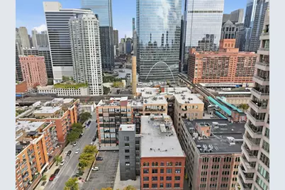 226 N Clinton Street #101, Chicago, IL 60661 - Photo 33