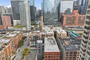 226 N Clinton St, Chicago, IL 60661 - Photo 33
