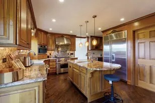 360 Ambria Dr, Mundelein, IL 60060 - Photo 17