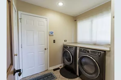 360 Ambria Drive, Mundelein, IL 60060 - Photo 33