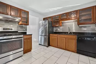 1840 Shetland Dr, Wheaton, IL 60189 - Photo 9