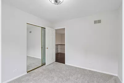 18106 W Hampshire Drive, Gurnee, IL 60031 - Photo 31