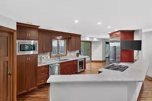 5337 Brookbank Rd, Downers Grove, IL 60515 - Photo 13