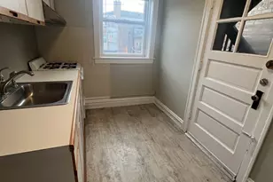 5852 W Higgins Ave, Chicago, IL 60630 - Photo 11