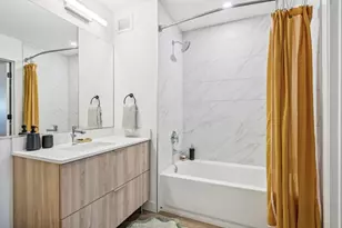 4600 N Marine Dr, Chicago, IL 60640 - Photo 3