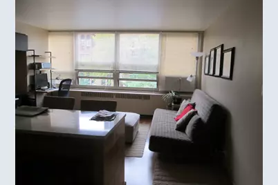 3950 N Lake Shore Drive #204, Chicago, IL 60613 - Photo 1