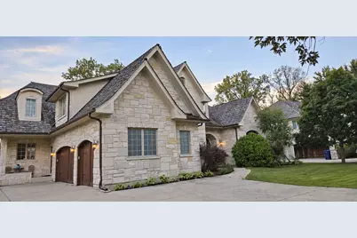 2250 Landwehr Road, Northbrook, IL 60062 - Photo 3