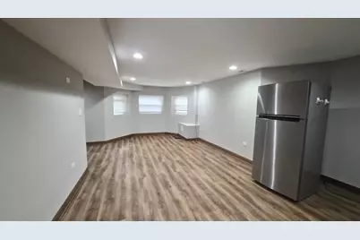3238 N Hamlin Avenue #Garden, Chicago, IL 60618 - Photo 3