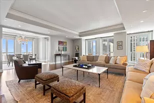 11 E Walton St, Chicago, IL 60611 - Photo 9