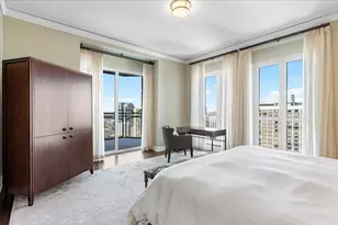 11 E Walton St, Chicago, IL 60611 - Photo 21