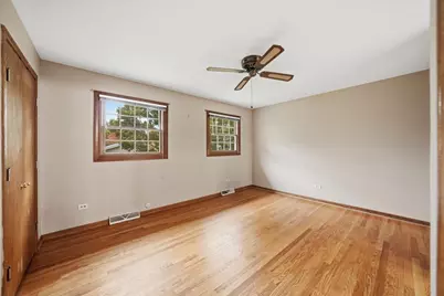 7802 Sawyer Road, Darien, IL 60561 - Photo 13