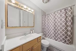 2605 S Indiana Ave, Chicago, IL 60616 - Photo 17
