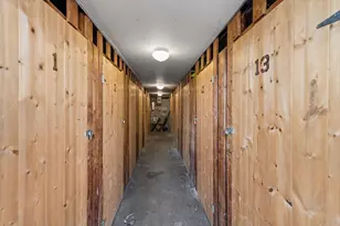 6415 N Damen Ave, Chicago, IL 60645 - Photo 25
