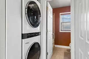6415 N Damen Ave, Chicago, IL 60645 - Photo 23