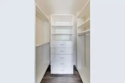 71 E Division Street #1203, Chicago, IL 60610 - Photo 17
