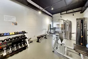 71 E Division St, Chicago, IL 60610 - Photo 25