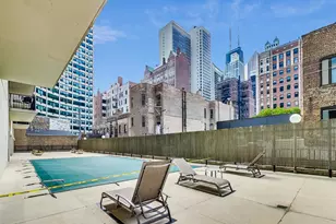 71 E Division St, Chicago, IL 60610 - Photo 29