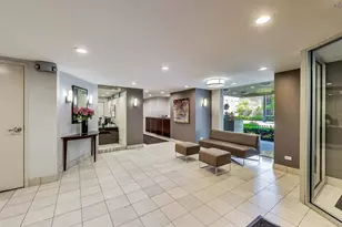 71 E Division St, Chicago, IL 60610 - Photo 3