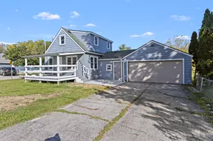 404 Pershing Ave, Machesney Park, IL 61115 - Photo 1
