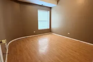 1940 E 72nd Pl, Chicago, IL 60649 - Photo 5